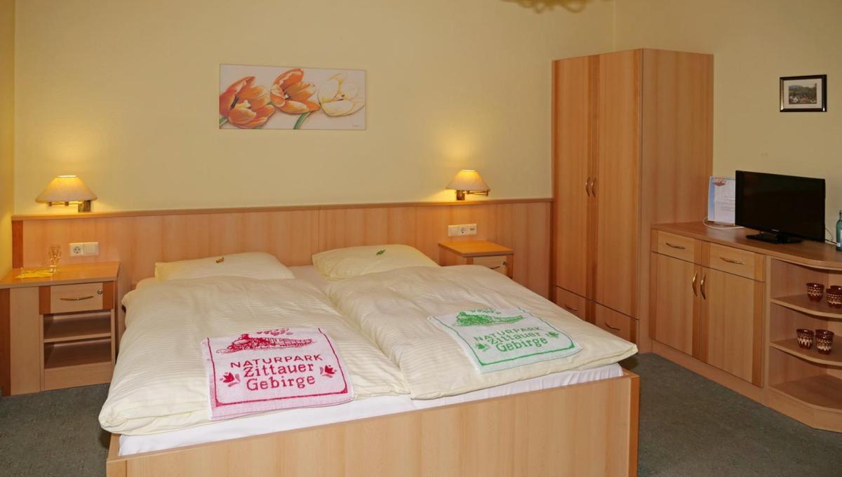 Pension Jeschkenblick Luftkurort Luckendorf ภายนอก รูปภาพ