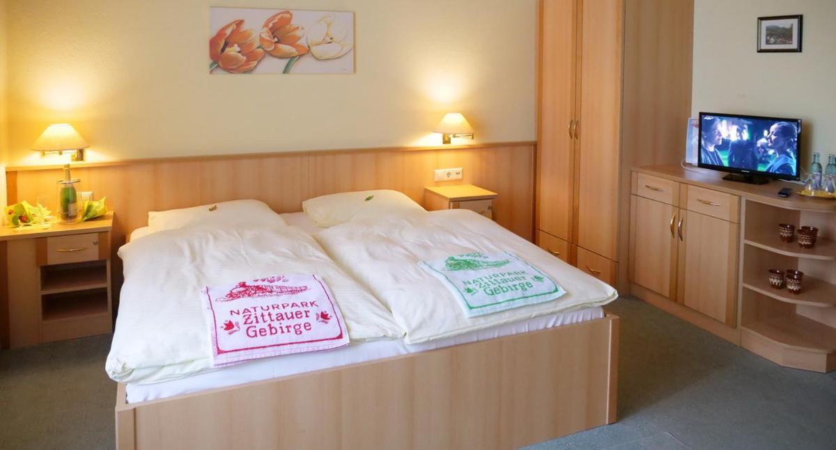 Pension Jeschkenblick Luftkurort Luckendorf ภายนอก รูปภาพ